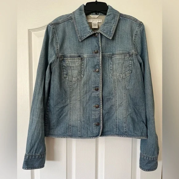 Cute Denim Jacket - Picture 1 of 5